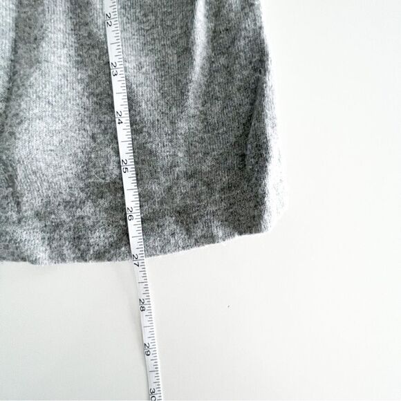 Brandy Melville Sweater V-Neck Gray Wool Blend Women's One Size Lightweight - Picture 7 of 7